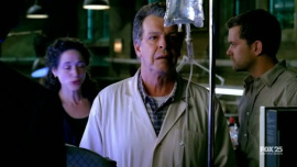 Fringe-1x07-In-Which-We-Meet-Mr.-Jones_532