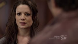 Continuum.S02E06.720p.HDTV_.x264-2HD.mkv_snapshot_06.32_2013.07.30_00.03.04