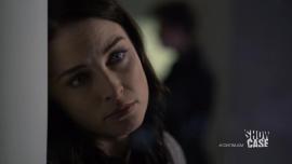 Continuum.S03E03.720p.HDTV_.x264-2HD.mkv_snapshot_43.08_2014.06.21_19.59.24