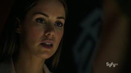 Dominion.S01E04.720p.HDTV_.X264-DIMENSION.mkv_snapshot_25.40_2014.07.12_20.36.14