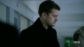 Fringe-1x01-Pilot-Pilot_300