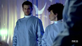 Fringe-1x01-Pilot-Pilot_410