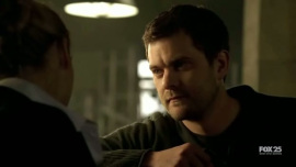 Fringe-1x01-Pilot-Pilot_475