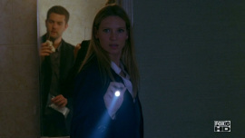 Fringe-1x02-The-Same-Old-Story_154