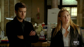 Fringe-1x02-The-Same-Old-Story_337