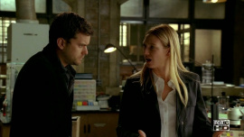 Fringe-1x02-The-Same-Old-Story_347