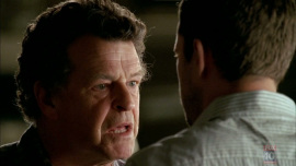 Fringe-1x03-The-Ghost-Network_349