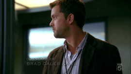 Fringe-1x04-The-Arrival_07