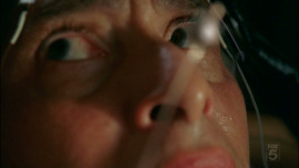 Fringe-1x04-The-Arrival_264