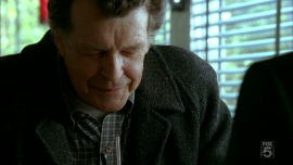 Fringe-1x04-The-Arrival_279