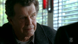 Fringe-1x04-The-Arrival_287