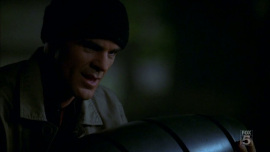 Fringe-1x04-The-Arrival_419