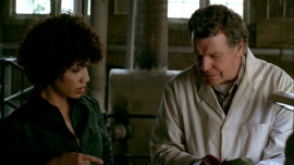 Fringe-1x05-Power-Hungry_173