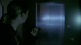 Fringe-1x05-Power-Hungry_247