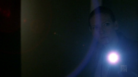 Fringe-1x05-Power-Hungry_252