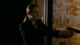 Fringe-1x05-Power-Hungry_339