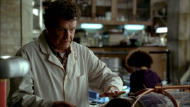 Fringe-1x05-Power-Hungry_389