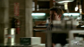 Fringe-1x06-The-Cure_409