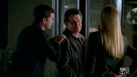 Fringe-1x06-The-Cure_559