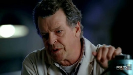 Fringe-1x07-In-Which-We-Meet-Mr.-Jones_419