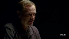 Fringe-1x07-In-Which-We-Meet-Mr.-Jones_493