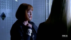 Fringe-1x09-The-Dreamscape_084