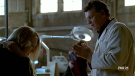 Fringe-1x09-The-Dreamscape_283