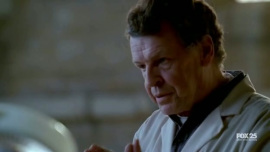 Fringe-1x09-The-Dreamscape_289