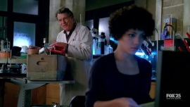 Fringe-1x10-Safe_215