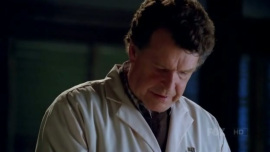 Fringe-1x10-Safe_491