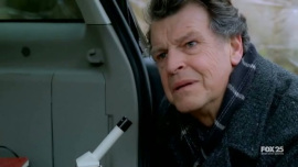 Fringe-1x11-Bound_177