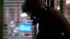 Fringe-1x11-Bound_457