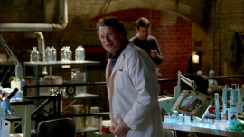 Fringe-1x12-The-No-Brainer_054