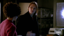 Fringe-1x12-The-No-Brainer_342