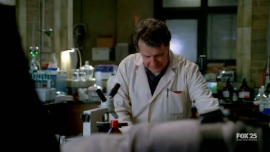 Fringe-1x13-The-Transformation_228