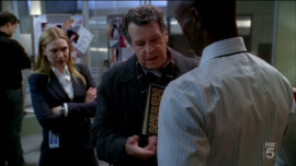 Fringe-1x15-Inner-Child_204