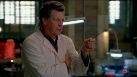 Fringe-1x15-Inner-Child_399