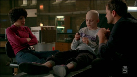 Fringe-1x15-Inner-Child_401