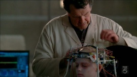 Fringe-1x15-Inner-Child_423